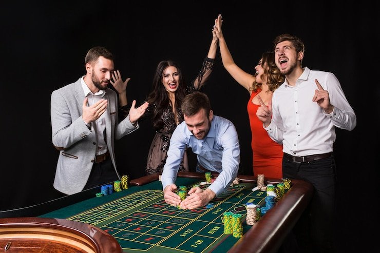 Dasbor multi-permainan basket168 dengan slot Mahjong Ways, Gates of Olympus, dan Aviator